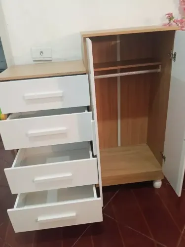 Cômoda Roupeiro Infantil Organizadora 4 Gavetas Porta Guarda-Roupas Bebê quarto multifunci