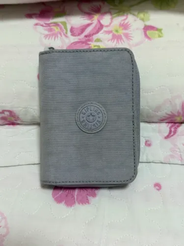 Carteira kipling money love cinza