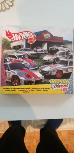 Hotwheels replay The classics 80