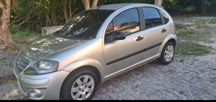 Citroen C3 GLX 1.4/ GLX Sonora 1.4 Flex 8V 5P 2012
