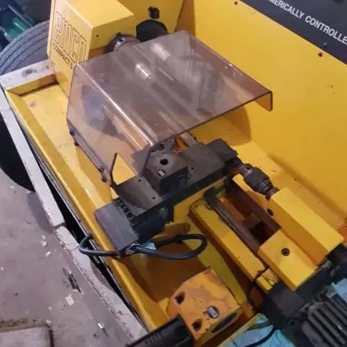 TORNO CNC DE BANCADA