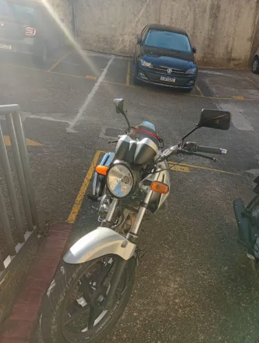 Moto CBX 250 Twister Honda