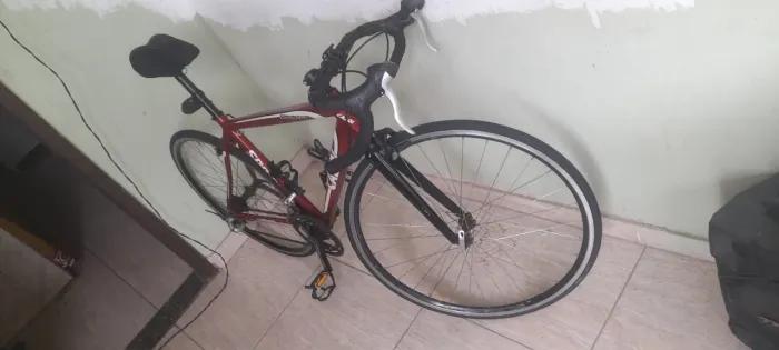 Vendo bicicleta Caloi Sprinter toda original quero vender rápido valor 1,200reais