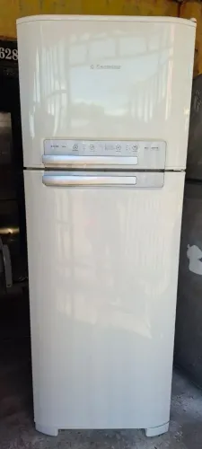 Vende-se geladeira Electrolux Df50 