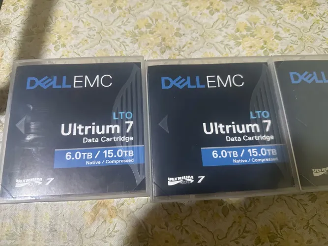 Lote com Fitas de gravação DELL EMC ULTRI 7 6TB/ 15TB