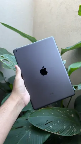iPad 9 + Apple Pencil original + capa teclado retroiluminado + carregador + capa dia dia