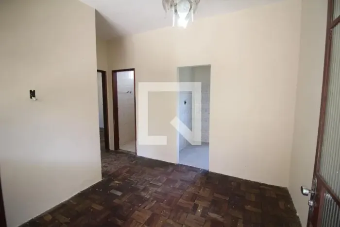 Casa à Venda - Novo Riacho, 2 Quartos, 360 m2