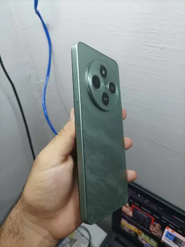 Vendo um POCO C75