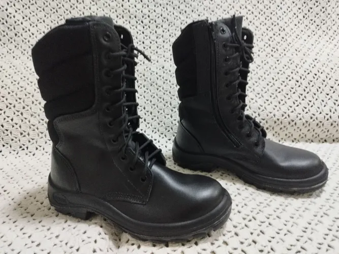 Coturno preto n° 37 NOVO