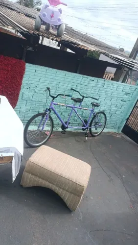 Bicicleta para duas pessoas