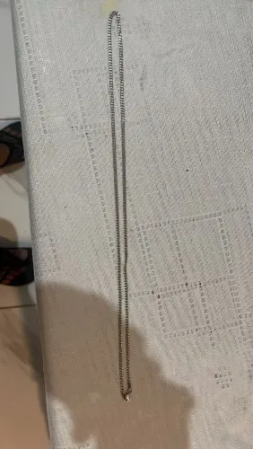 Vendo corrente de prata