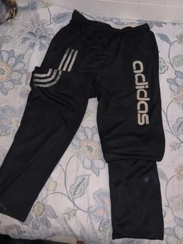 Calça addidas