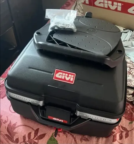 Bau givi 27 litros