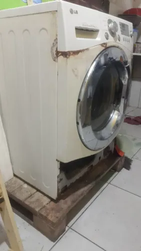 Máquina LG lava e seca