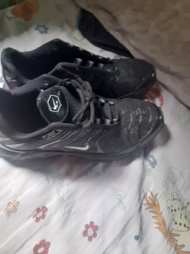 Tenis nike Air 97 preto refletivo