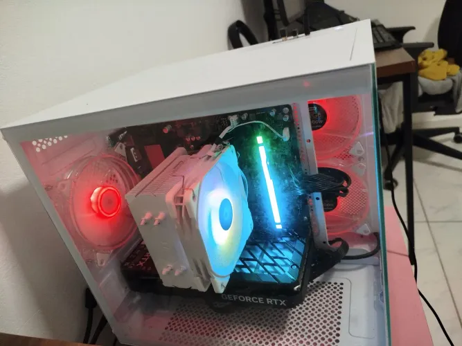 PC gamer RTX 4060