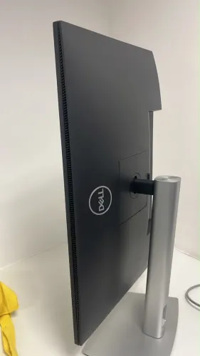 Monitor Dell - P2422H