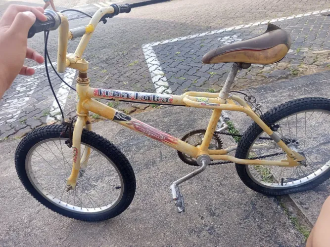 Bicicleta Infantil Aro 20 - Estilo BMX / Cross (Para Reforma ou Uso)