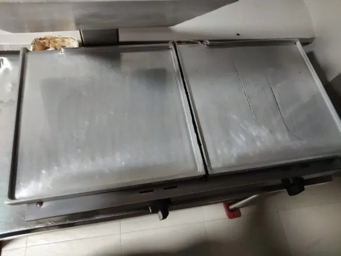 Vendendo essa chapa pra lanchonete.