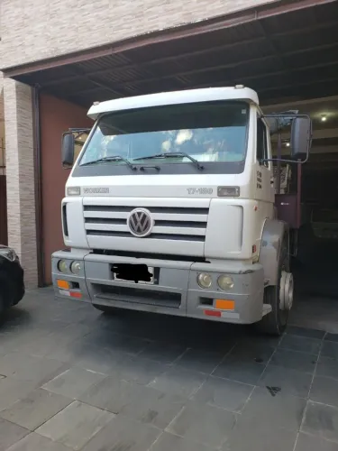 Caminhão Poliguindaste VW Worker 17180