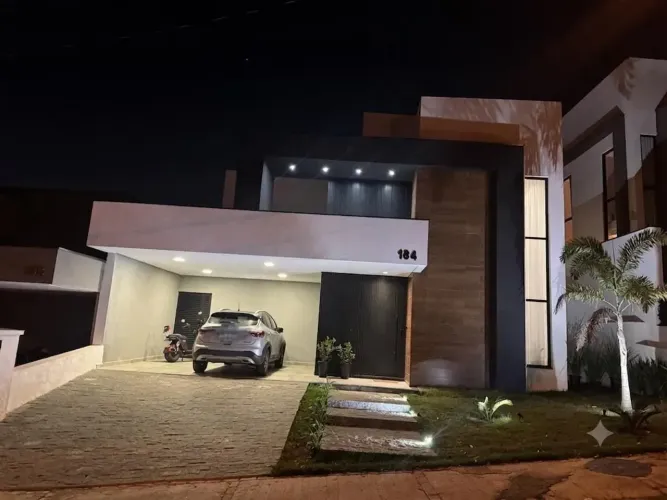 Casa de Condomínio para venda com Piscina e 3 quartos