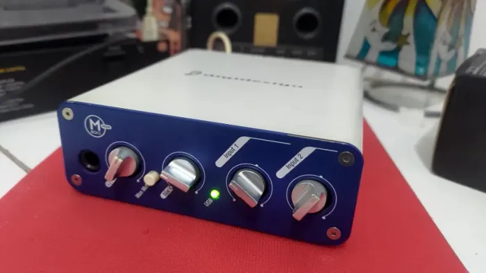 Interface de Audio Mbox 2 Mini (Ideal para Pro Tools, Cubase, Lógic...etc)