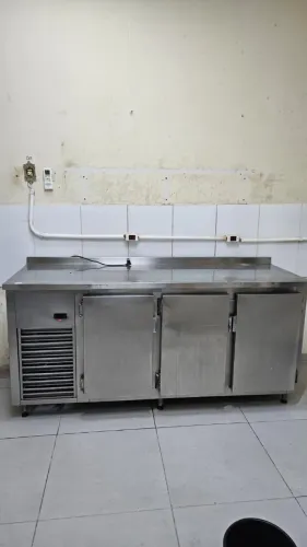 Balcão Refrigerado Sob Medida em Aço Inox 304 - 1,90 m - LIPE Cozinhas
