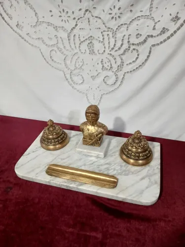 Antigo Tinteiro com Estatueta da Justiça de Bronze e Marmore 