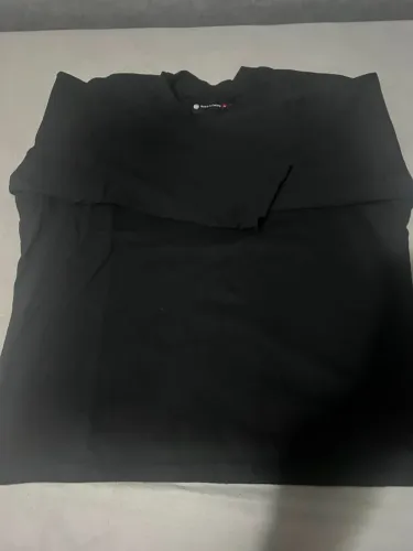 Camiseta Manga Longa Eto Gallery