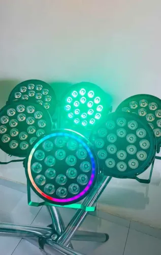 Canhão par LED rgbw para deixar sua festa cada vez melhor iluminação de qualidade