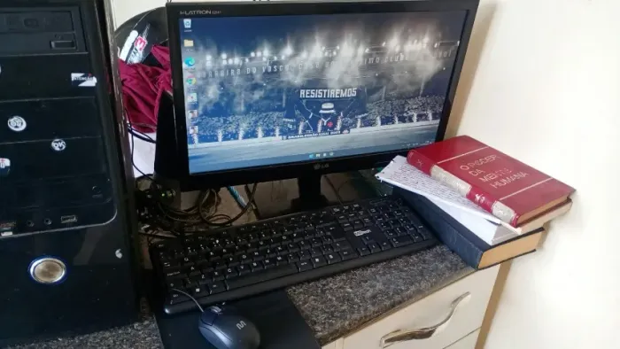 PC Completo Intel Core i5 + 8GB RAM + 2 SSDs + Monitor