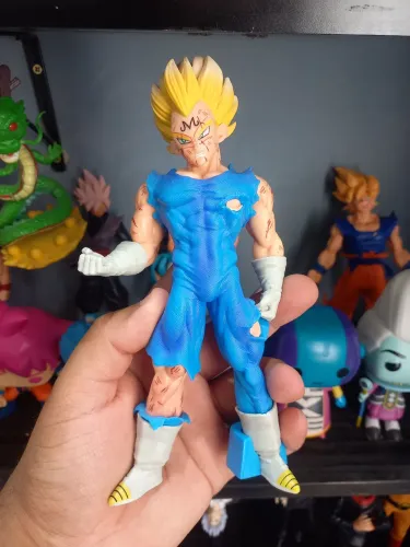 Action figure Dragon Ball Z (VEGETA)