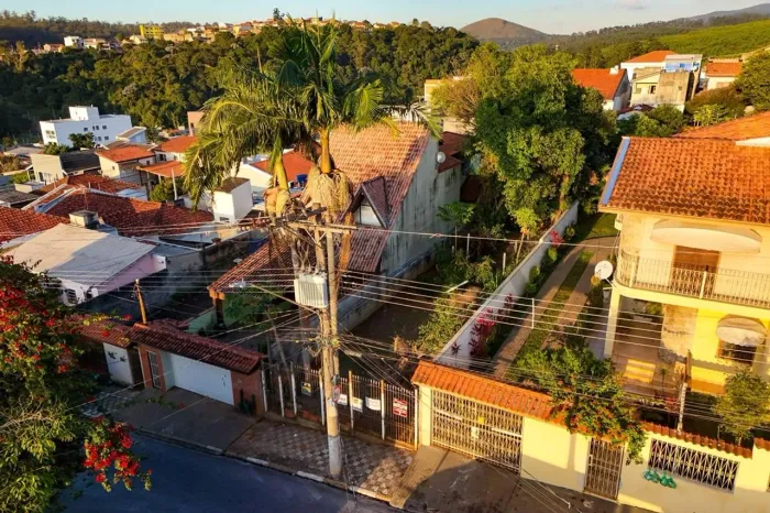 Terreno á venda na Região Central de Caieiras - Jardim São Francisco.