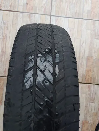 Pneu aro 13