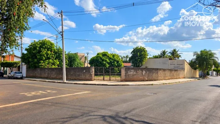 Terreno à venda, 657 m² por R$ 560.000,00 - Residencial Santa Luiza I - Nova Odessa/SP