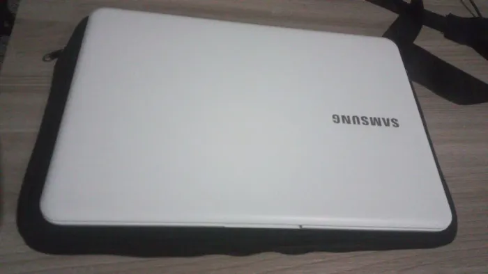 ? Notebook Samsung 15,6" à venda