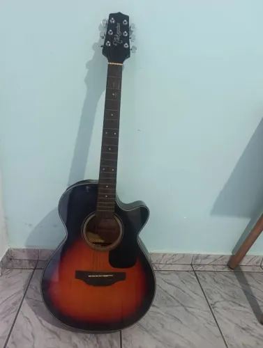 Violão Takamine