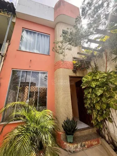 Casa com 3 dormitórios à venda, 225 m² por R$ 650.000,00 - Castanheira - Belém/PA