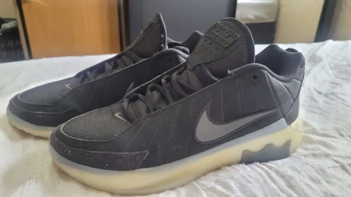 Tennis nike 41