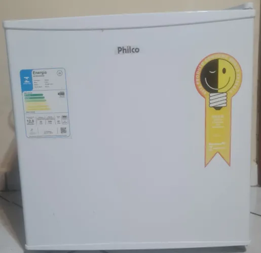 Vende se frigobar 45 litros