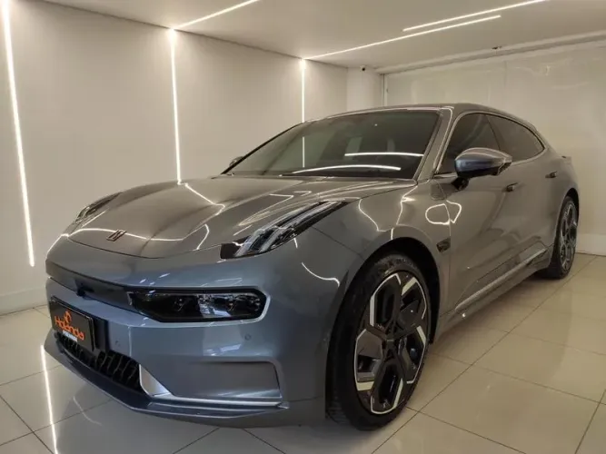Zeekr 001 Premium Premium (elétrico) 2025