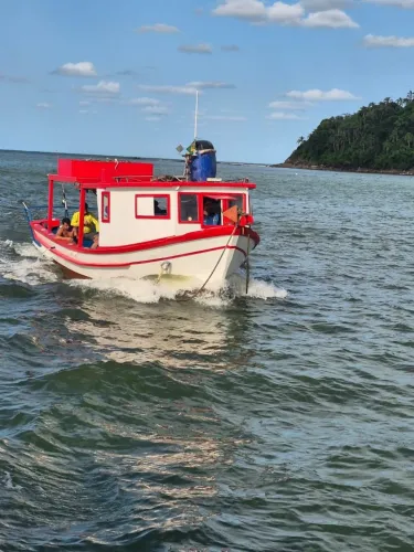 Barco esporte e recreio