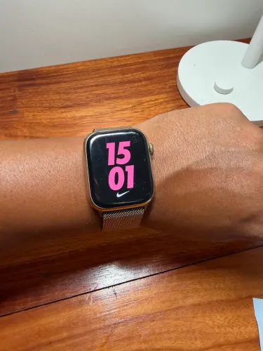 Apple Watch 8