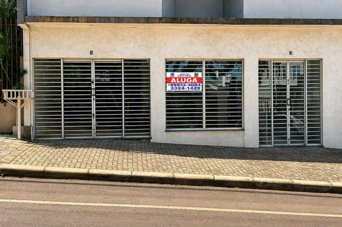Imóvel para aluguel com 51 metros quadrados em Neva - Cascavel - PR