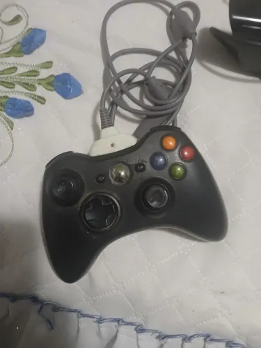 2 controles de xbox 360 originais, kinect original 