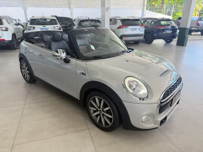 Mini Cooper Cabrio S 2.0 16V Aut. 2018