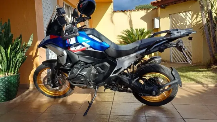 BMW GS 1300 TROPHY AZUL 2024
