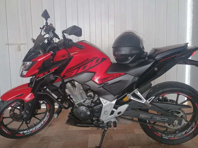CB300 f