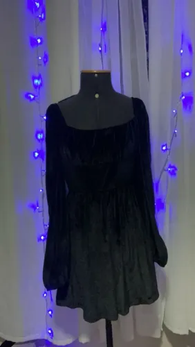 (NOVO) Macaquinho vestido preto veludo C&A - tamanho M (38)