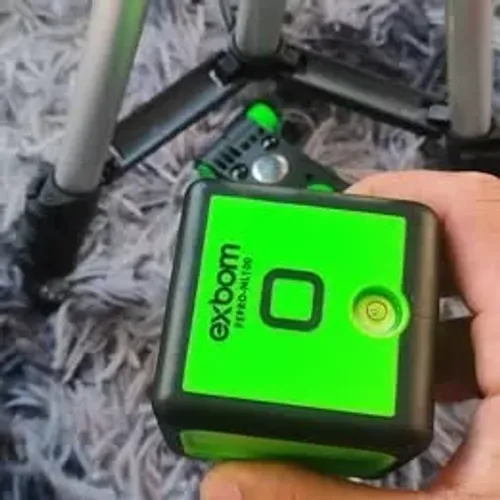 Nível a laser 2 linhas recarregável + Tripé
